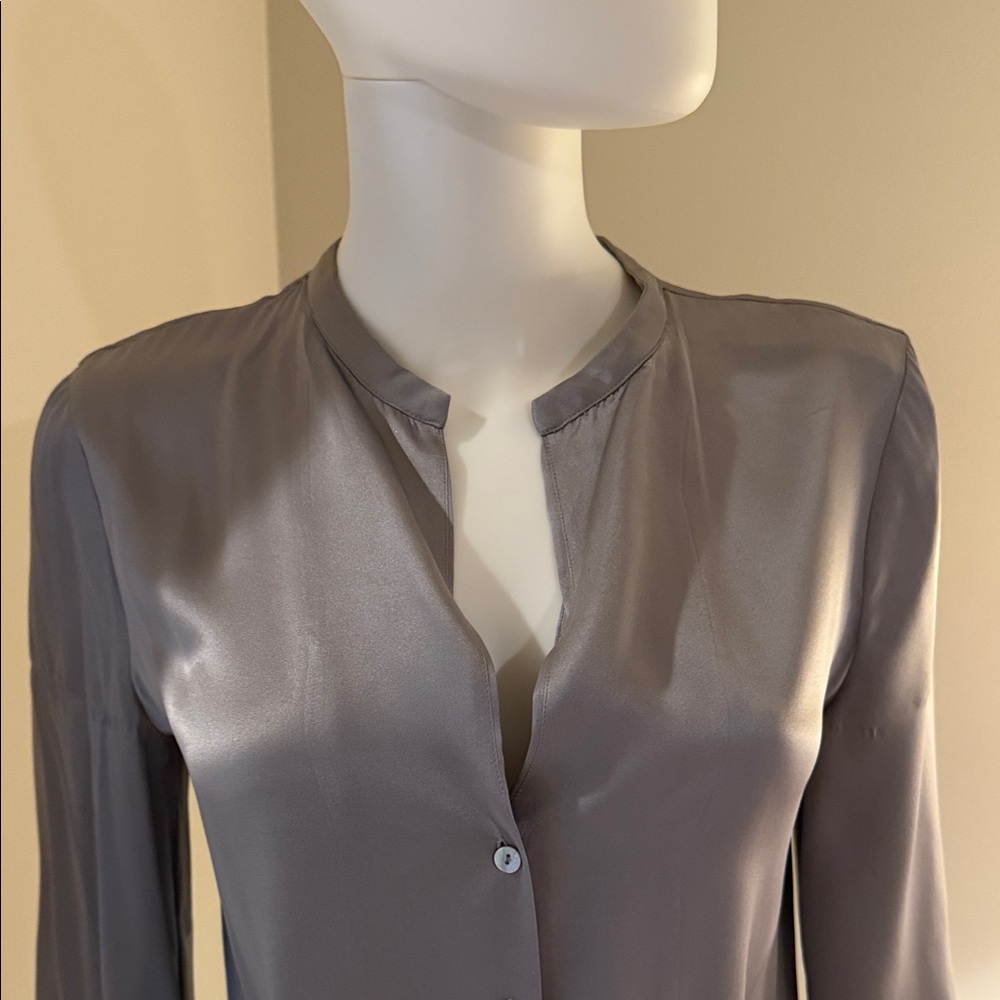 L’AGENCE Women's Top - Picture 2 of 4